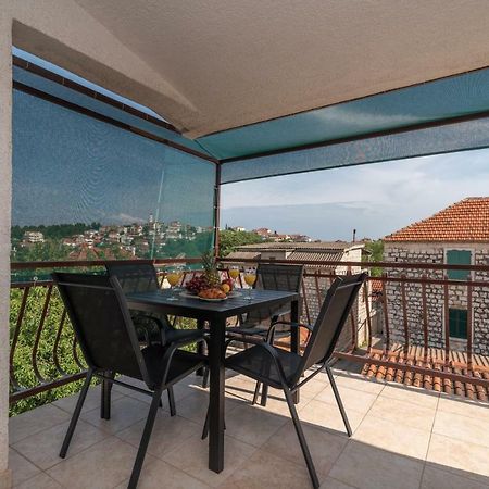 Apartmani Dalmacija Seget Vranjica Exteriör bild