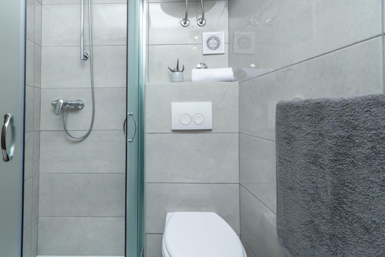 Apartmani Dalmacija Seget Vranjica Exteriör bild