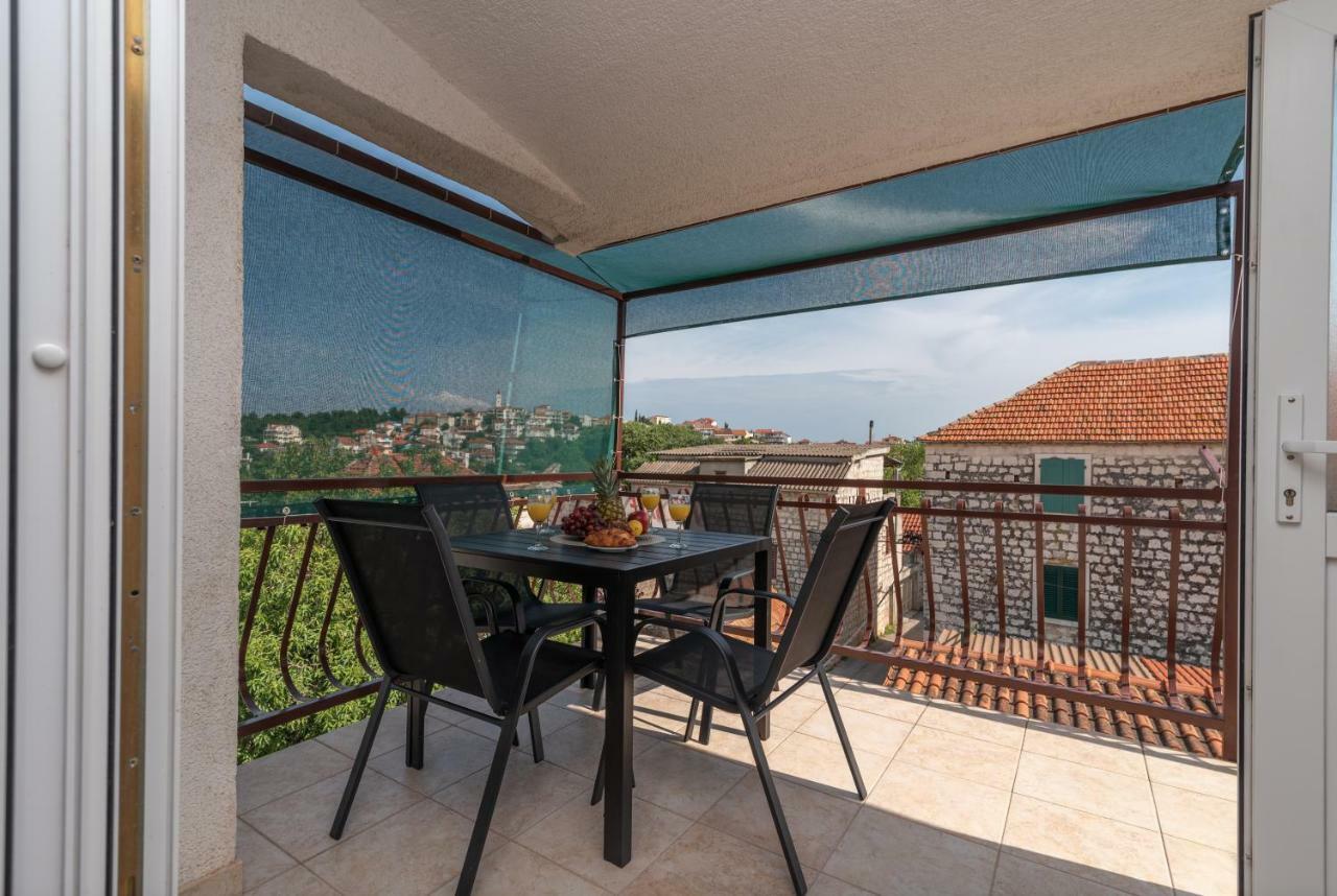 Apartmani Dalmacija Seget Vranjica Exteriör bild